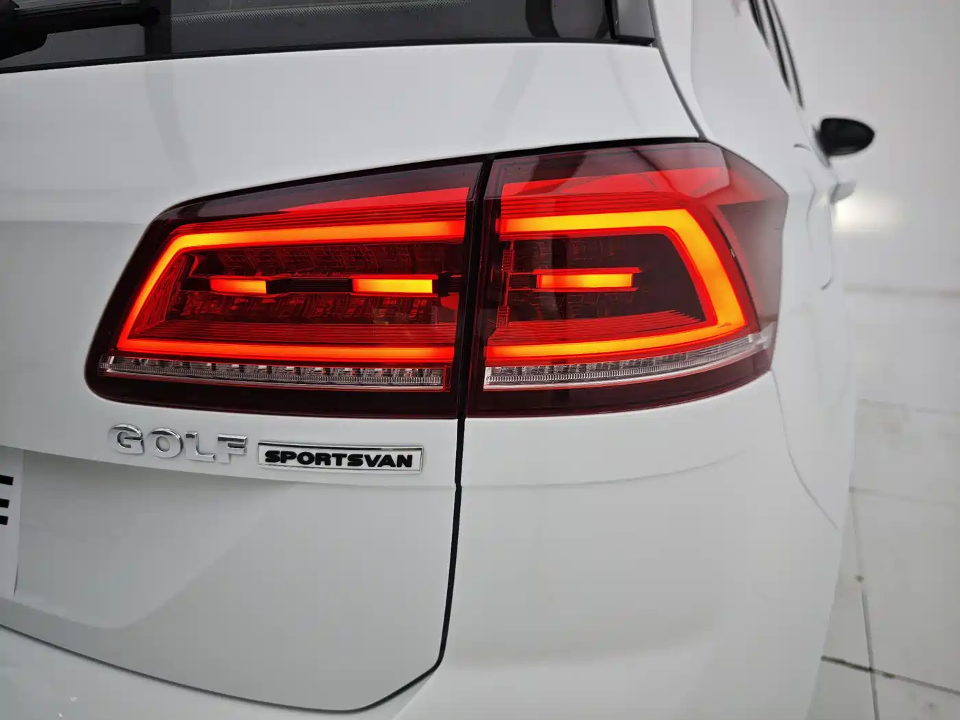 Volkswagen Golf Sportsvan 2018 1.6L Automatic Comfort фото 8