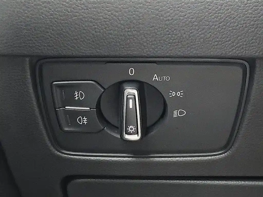 Volkswagen Weilan 2018 380TSI 2WD Comfort Edition фото 21