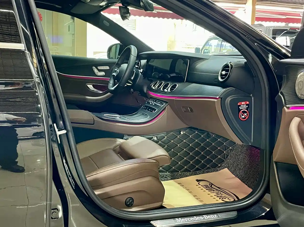 Mercedes-Benz E-Class 2022 Model Facelift II E 260 L Sport фото 14