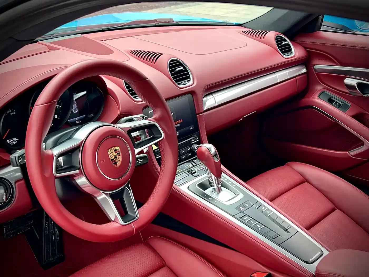 Porsche 718 2018 Cayman 2.0T фото 11
