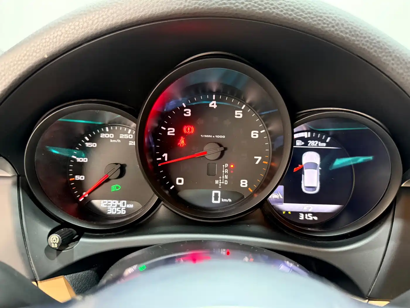 Porsche Macan 2017 Macan 2.0T фото 19