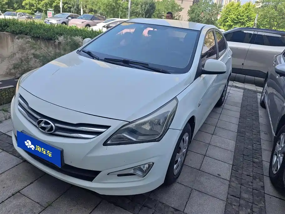 Hyundai Verna 2014 1.4L Manual Smart GLS