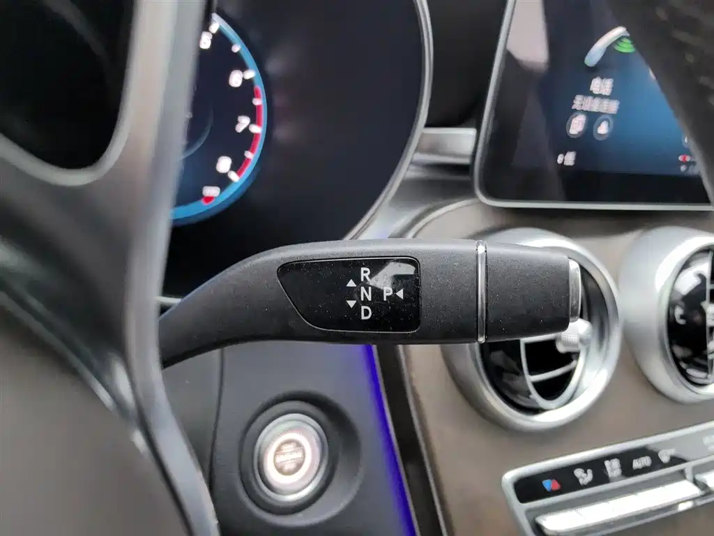 Mercedes-Benz GLC 2022 Facelift GLC 300 L 4MATIC Dynamic Collector's Edition фото 13