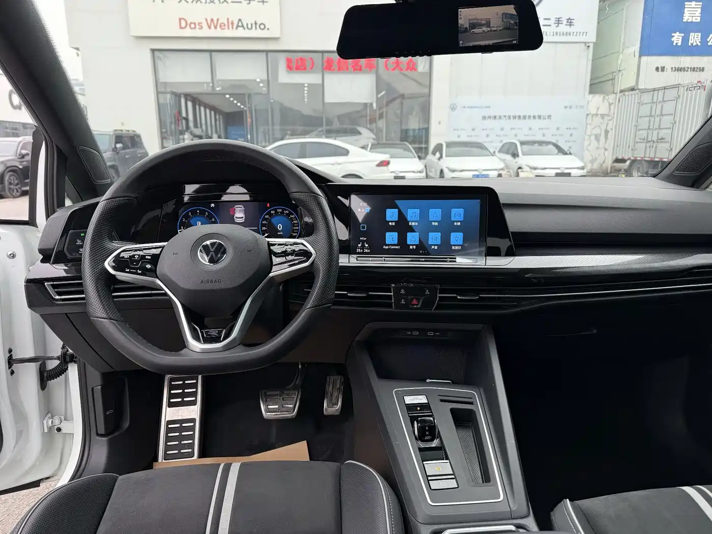 Volkswagen Golf 2021 280TSI DSG R-Line фото 5