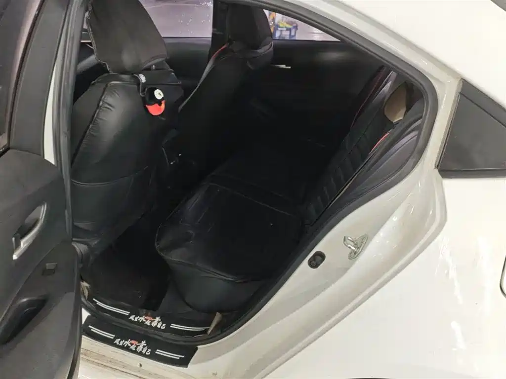 Toyota Levin 2021 185T CVT Luxury Edition фото 6