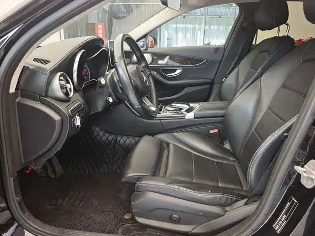 Mercedes-Benz C-Class 2015 C 180 L Sport — фото 5