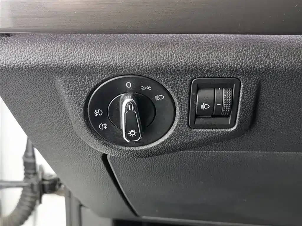 Volkswagen Bora 2021 1.5L Automatic Elite Smart Edition фото 21