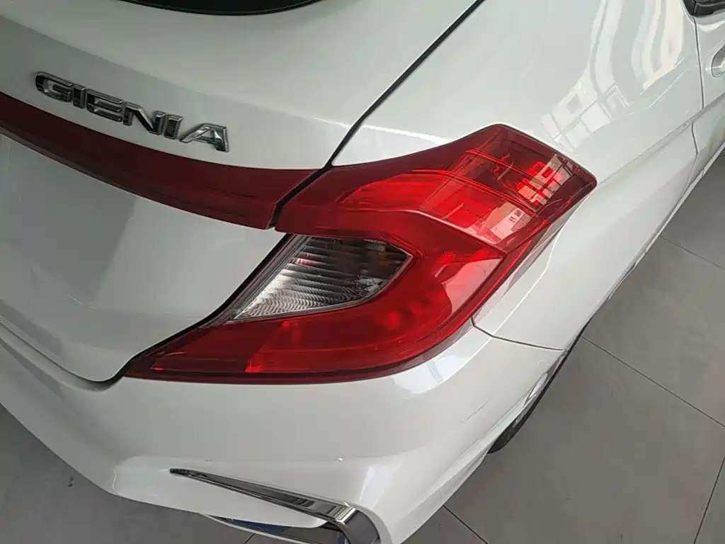 Honda Gienia 2018 2017 1.5L CVT Comfort Edition