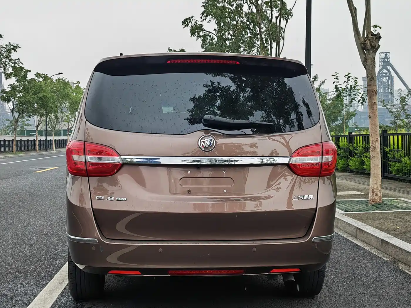 Фото 8 - Buick GL8