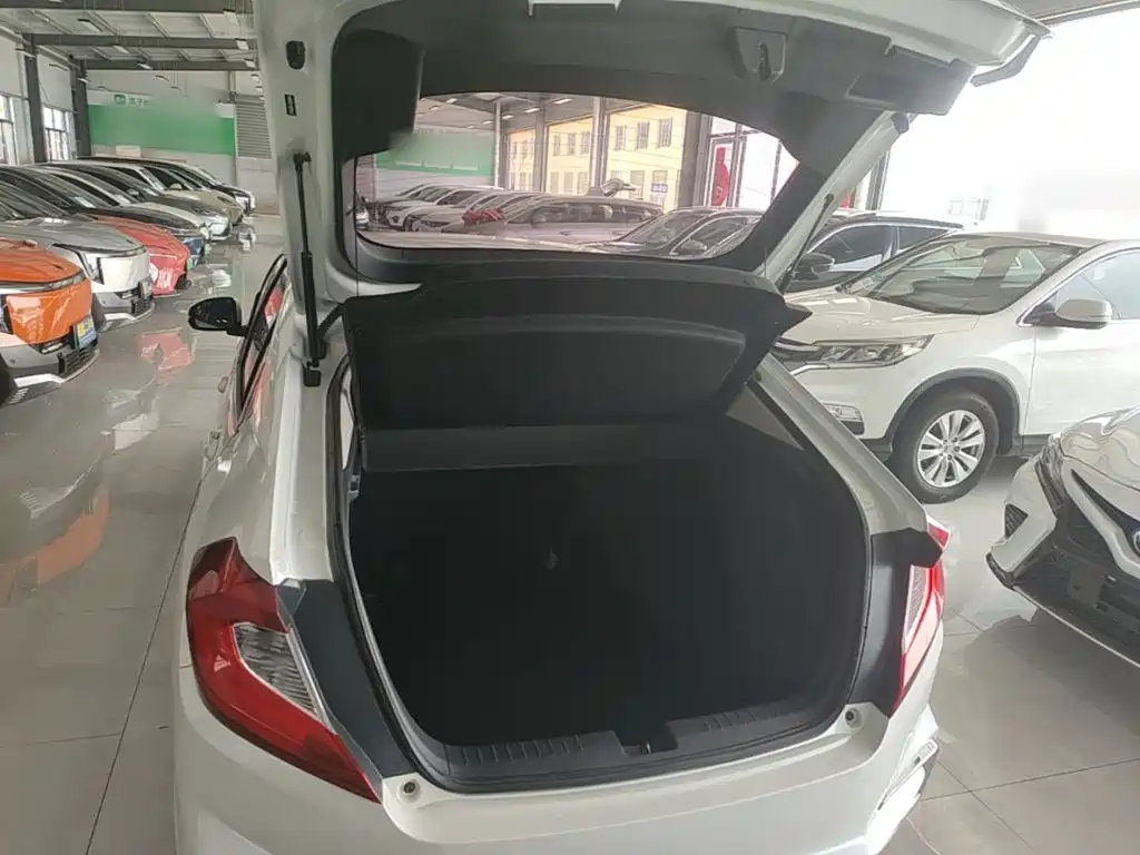 Honda Gienia 2018 2017 1.5L CVT Comfort Edition