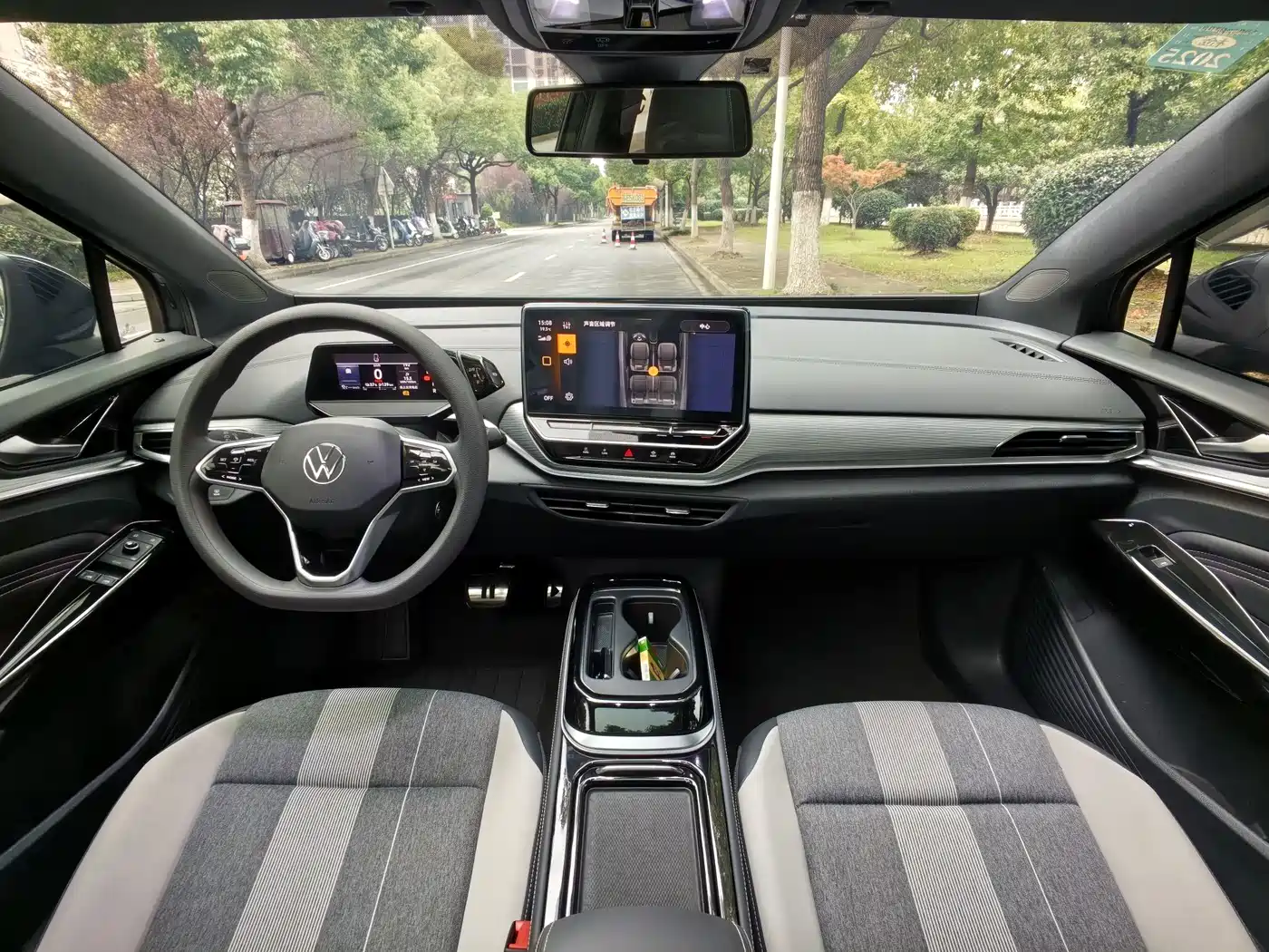 VOLKSWAGEN ID.4 CROZZ