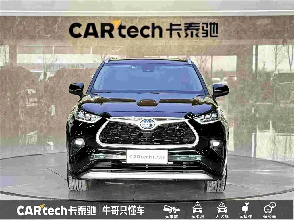TOYOTA HIGHLANDER