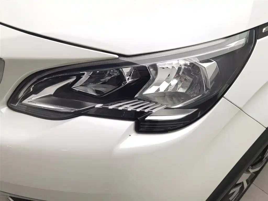 Peugeot 5008 2017 380THP 7-seat Elite Edition фото 7