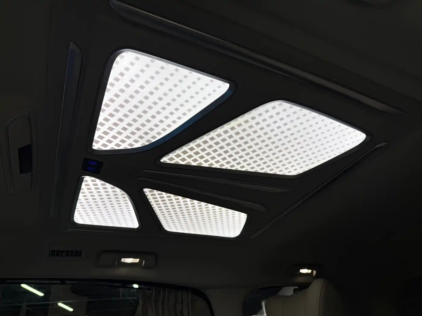 Buick GL8 2023 ES Landmaster Comfort фото 16
