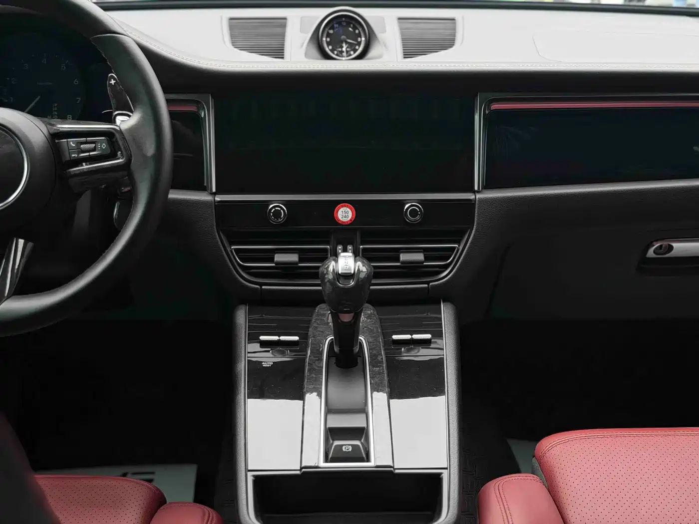 Porsche Macan 2022 Macan 2.0T фото 8
