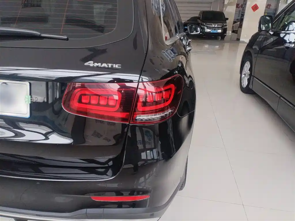 Mercedes-Benz GLC 2022 Model GLC 260 L 4MATIC Luxury Edition фото 24