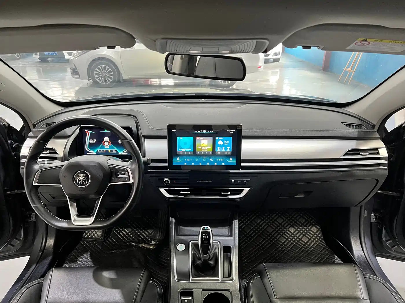 BYD Qin Pro 2019 Super Energy Edition 1.5TI Auto Smart Connection Sharp Fashion Type China V фото 5