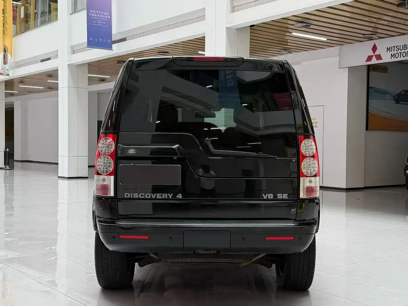 Land Rover Discovery 2012 5.0 V8 HSE фото 3