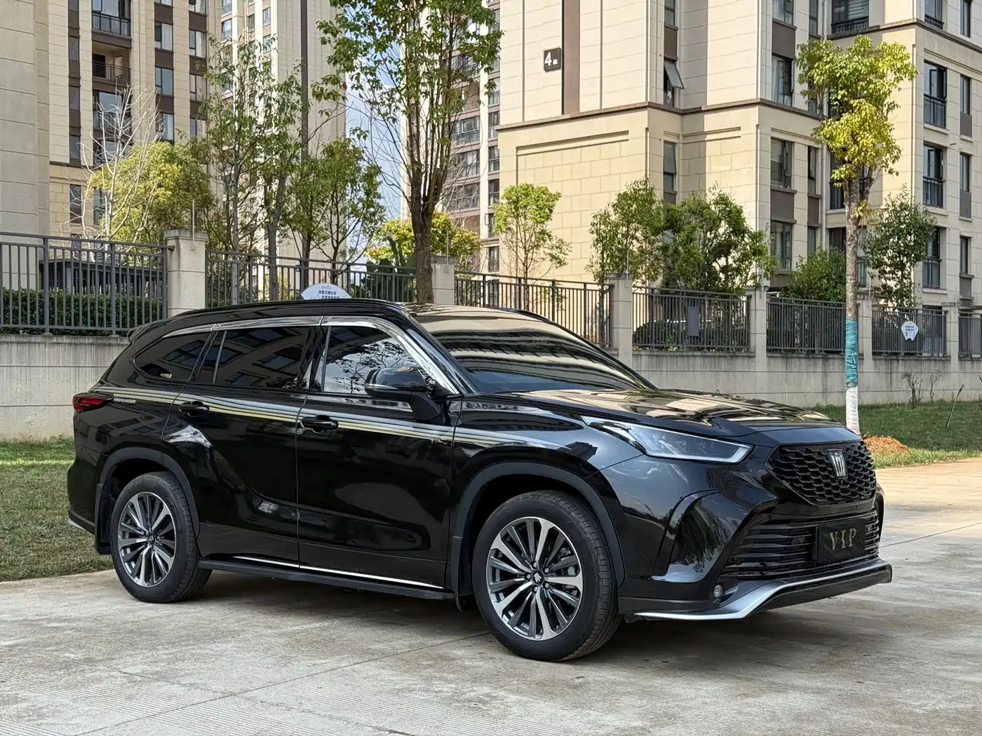 Toyota Crown Kluger 2026 2.5L HEV AWD Flagship Edition