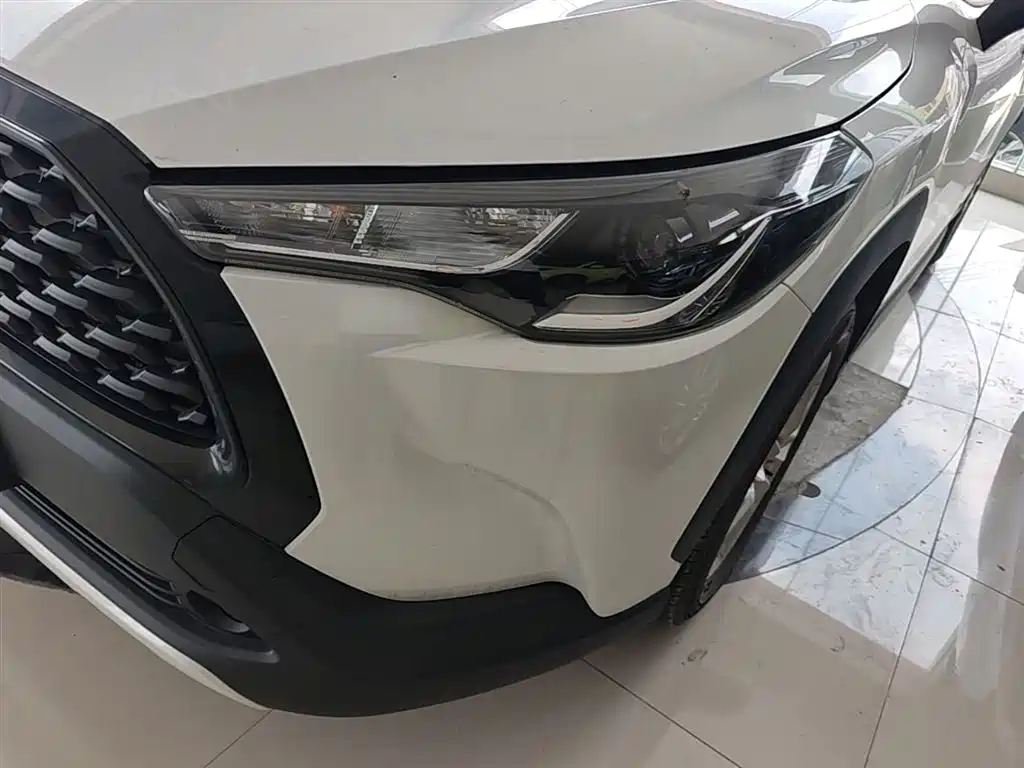 Toyota Corolla Cross 2024 Model 2.0L Pioneer Edition фото 24