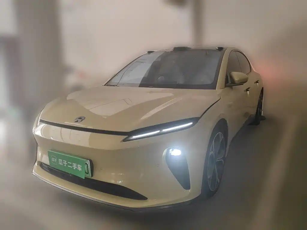 NIO ET5 2022