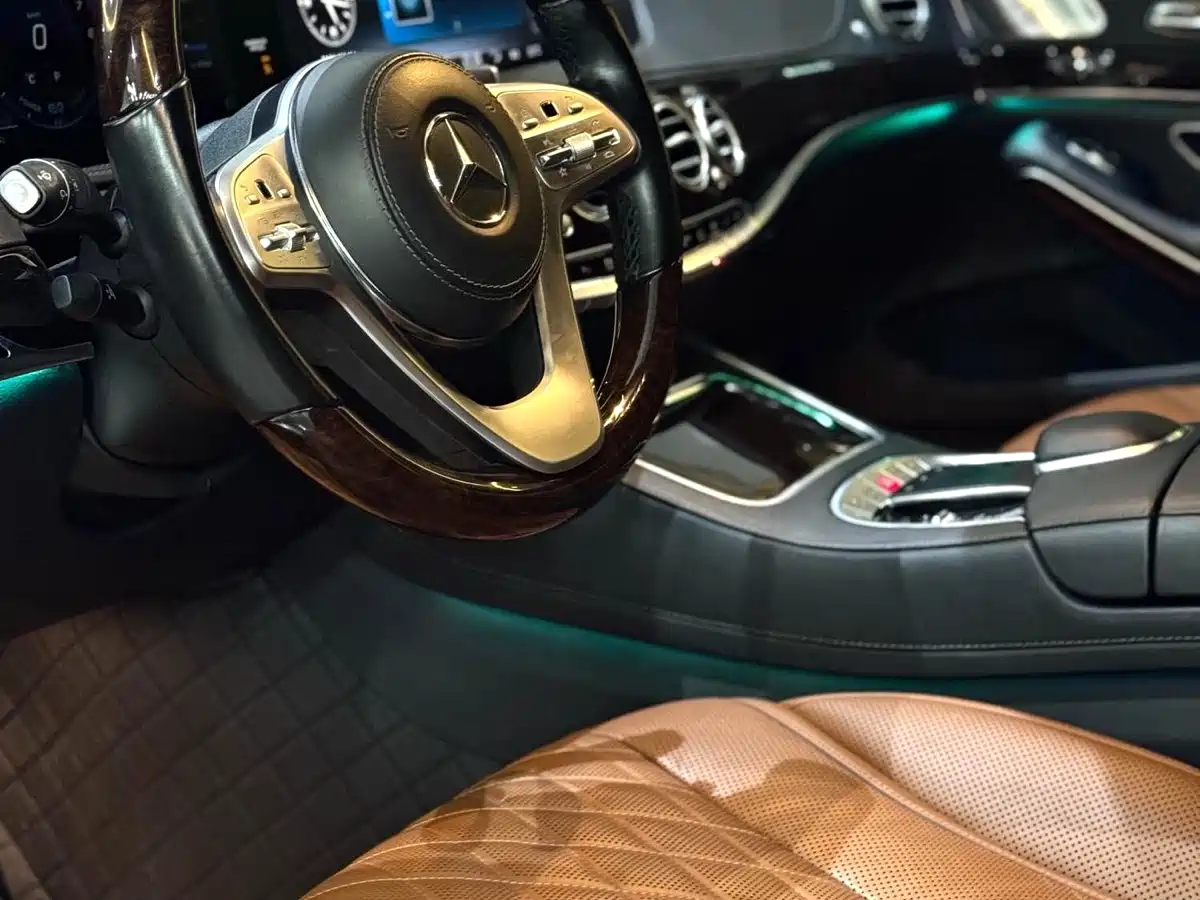 Mercedes-Benz Maybach S-Class 2020 S 450 4MATIC Collector's Edition фото 3