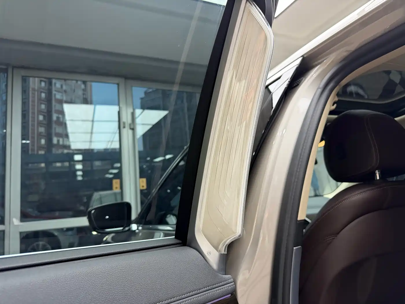 BMW 7 Series 2016 730Li Leading фото 21