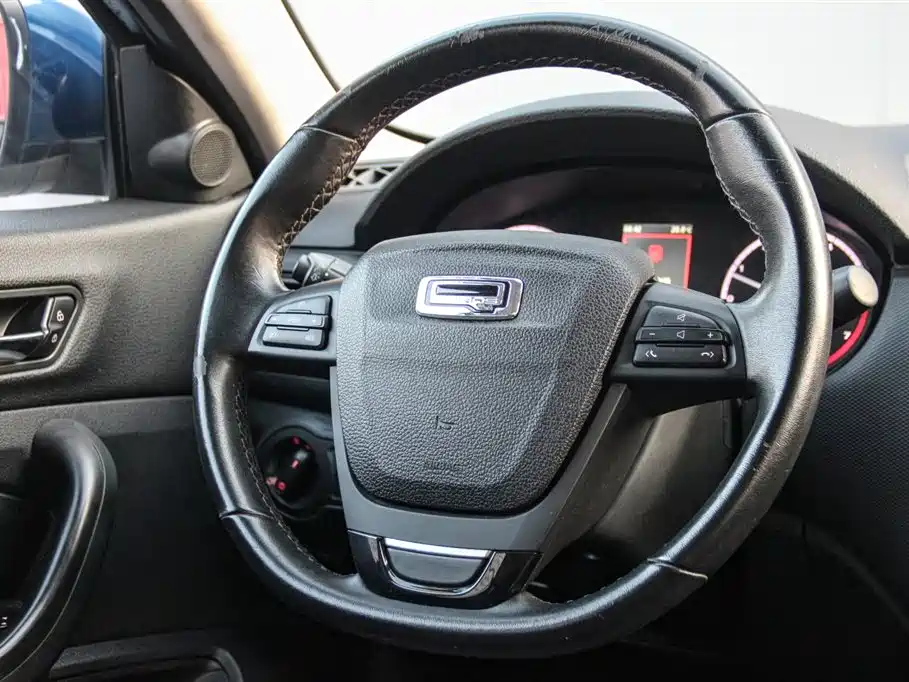 Qoros 5 2019 2018 Facelift 1.6T Automatic Leading