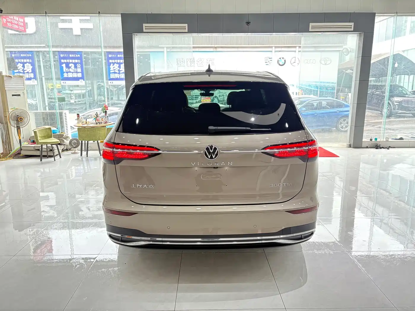 Volkswagen Viloran 2023 380TSI Premium Edition фото 5