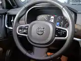 Photo 13 - Volvo V90