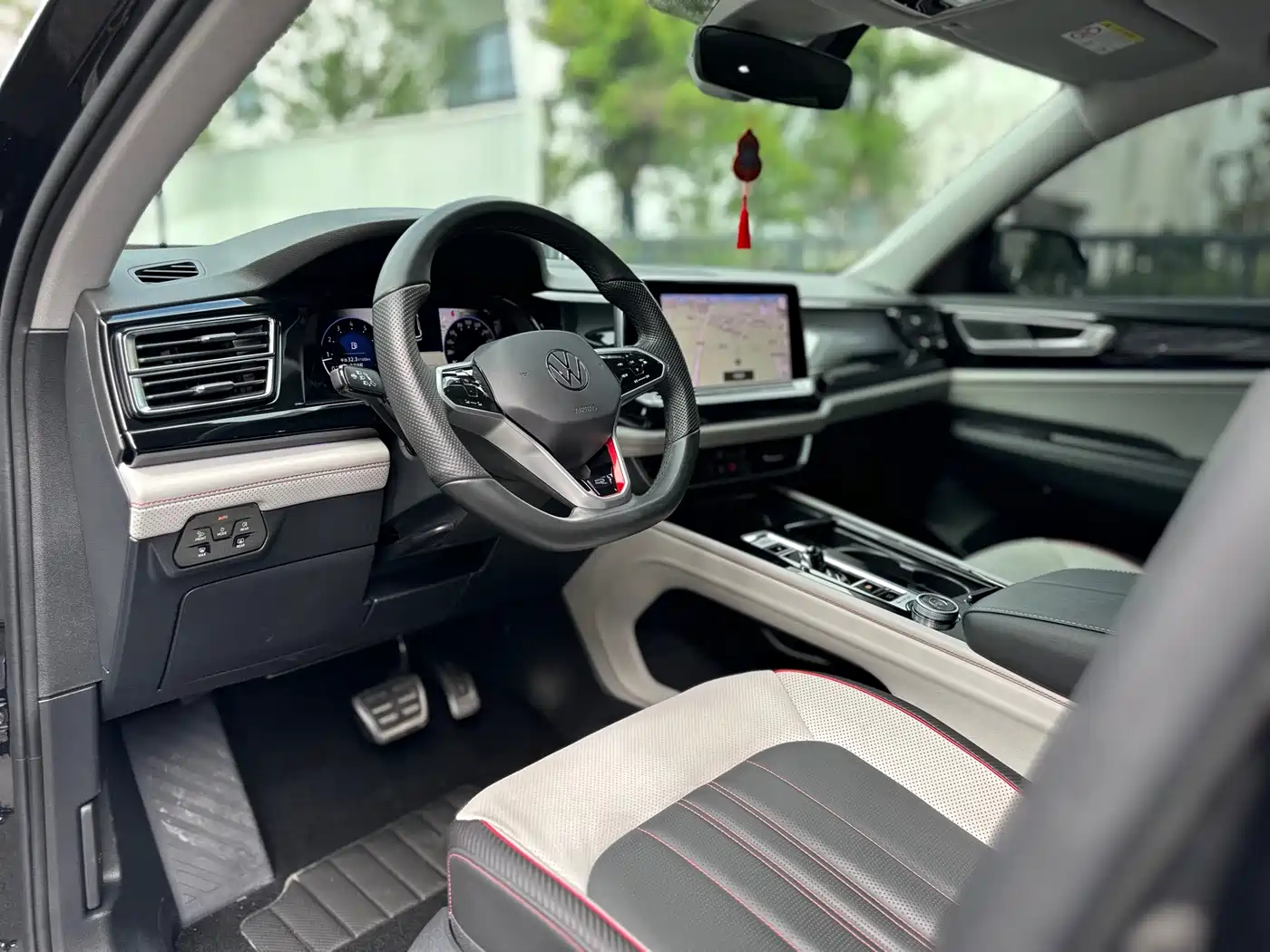 Volkswagen Teramont 2024 Teramont X 380TSI 4WD Premium Luxury Edition фото 5
