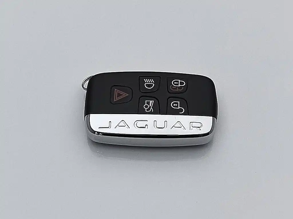 Jaguar XF 2015 2015 XF 2.0T 80th Anniversary Elegance Edition