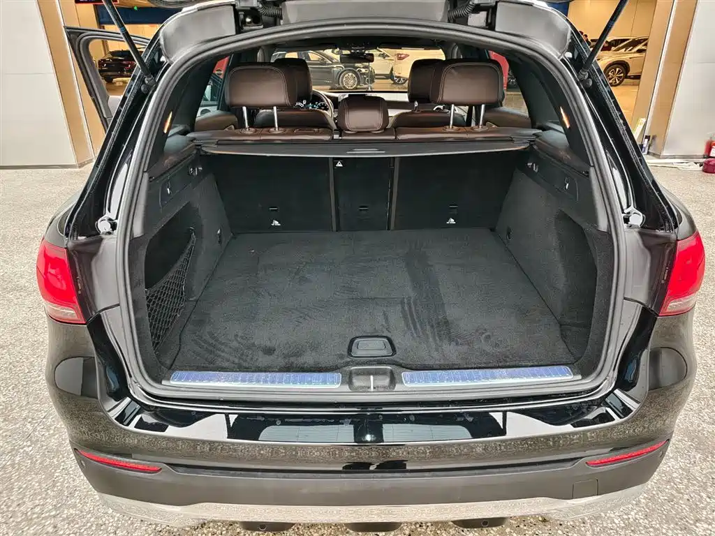 Mercedes-Benz GLC 2021 GLC 260 L 4MATIC Sporty фото 11