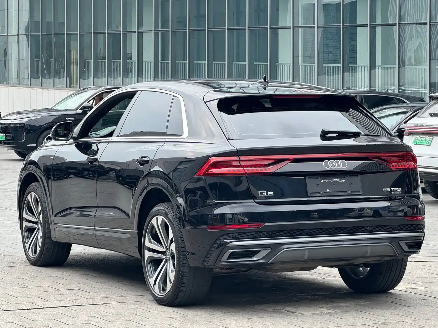 Audi Q8 2019 55 TFSI Supreme Limited Edition фото 20