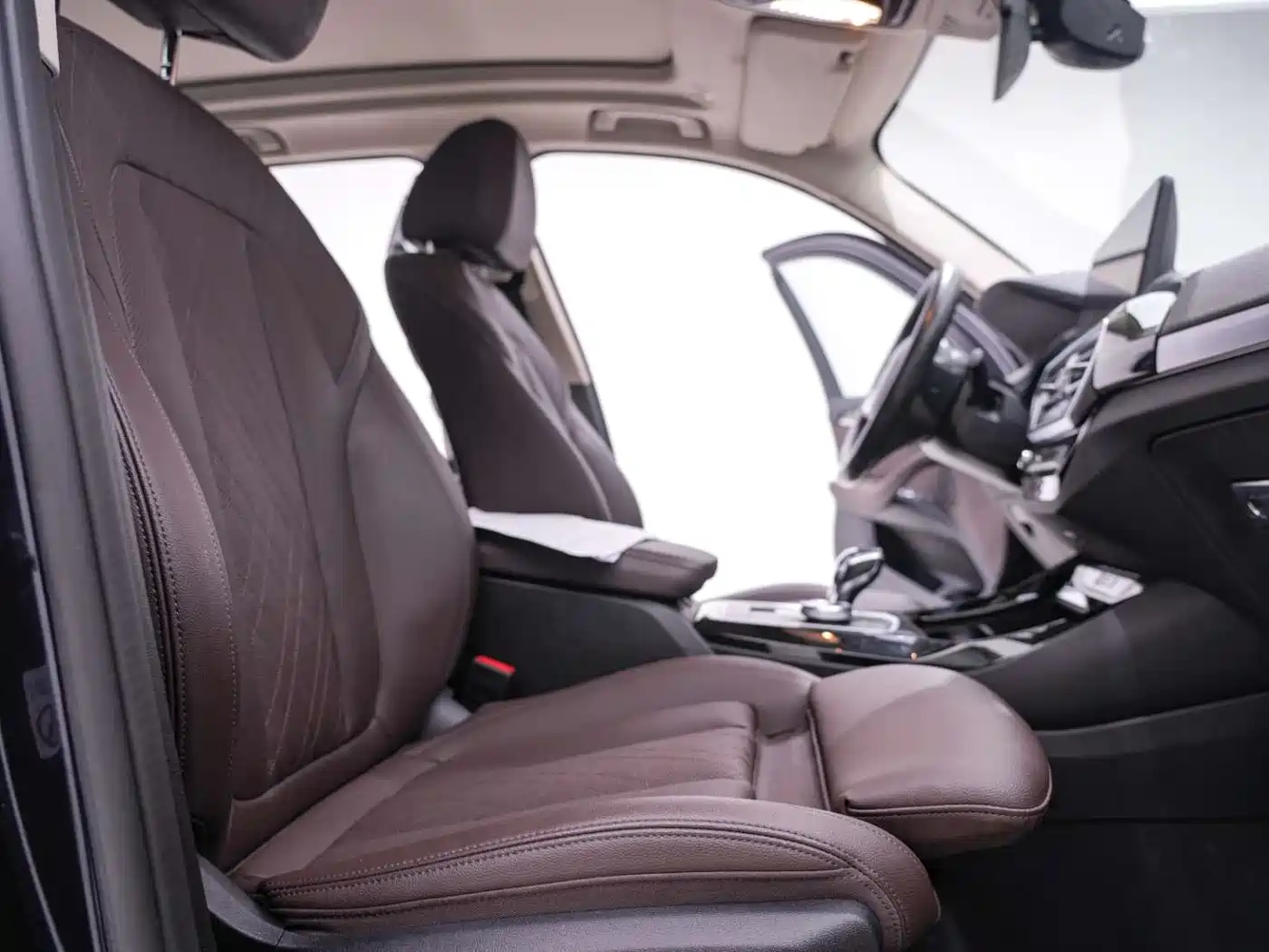 BMW iX3 2022 Facelift Leading Model фото 26
