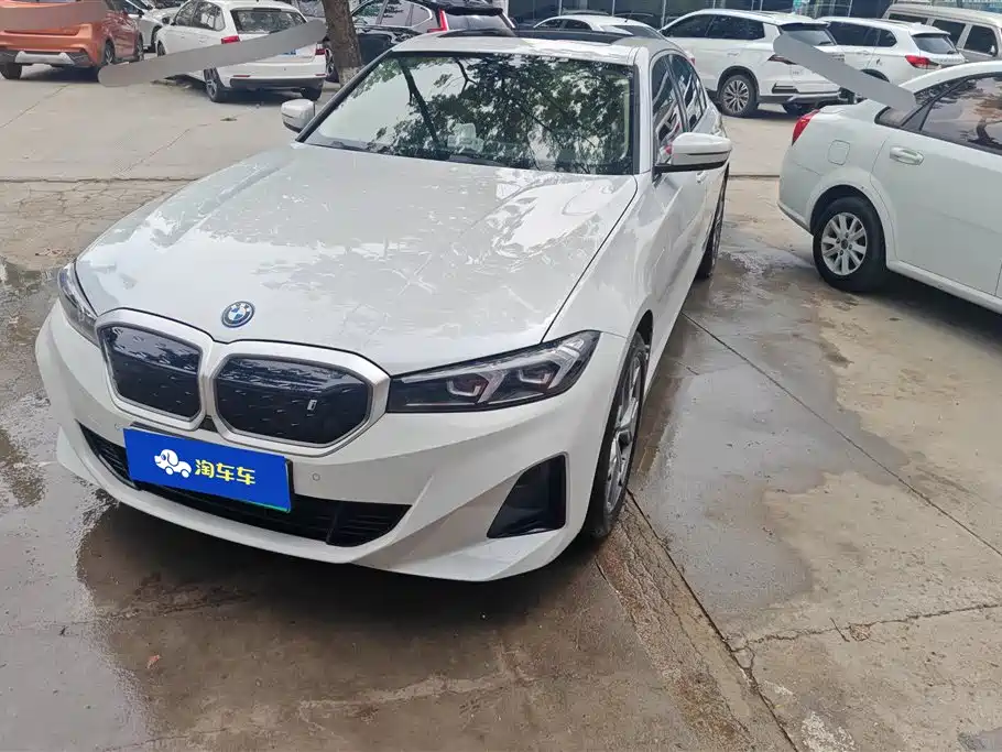 BMW i3 2024 eDrive 35 L