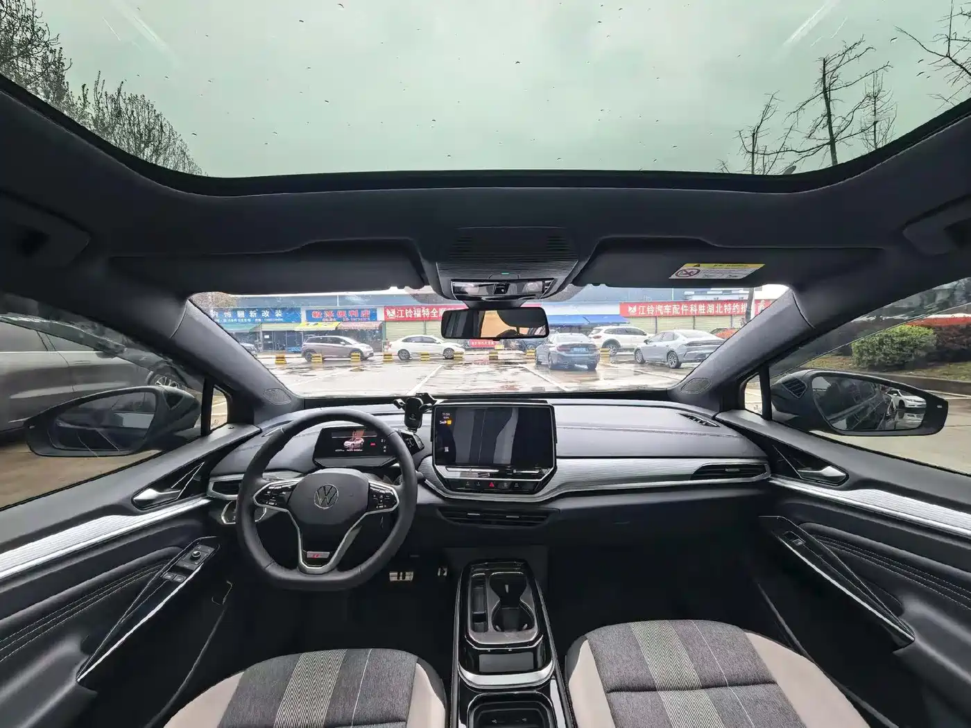 VOLKSWAGEN ID.4 CROZZ