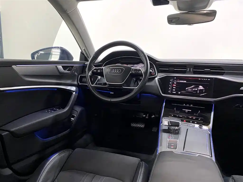 Audi A7L 2022 45 TFSI S-line Future Dream Edition фото 17