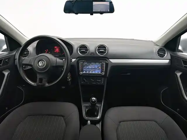 Volkswagen Jetta 2015 Value Edition 1.6L Manual Comfort — фото 5