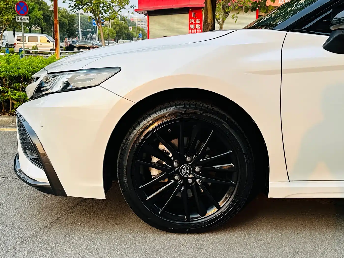 Toyota Camry 2022 2.0S Knight Edition фото 6