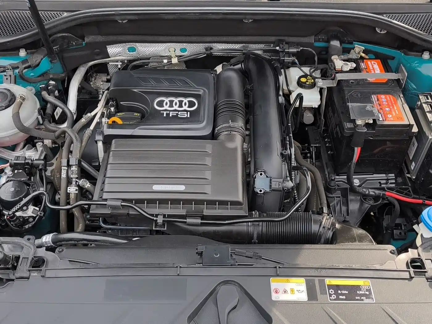 AUDI Q2L