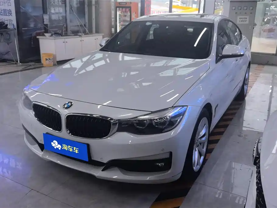 BMW 3 Series GT 2018 320i Fashion