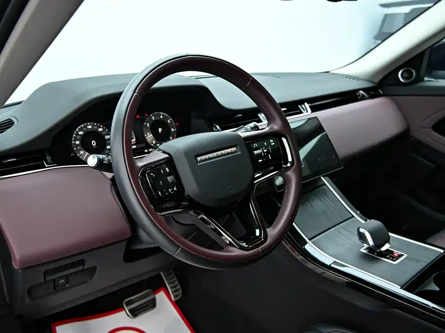 Land Rover Range Rover Evoque 2024 Range Rover Evoque L 249PS Light Master Edition фото 12