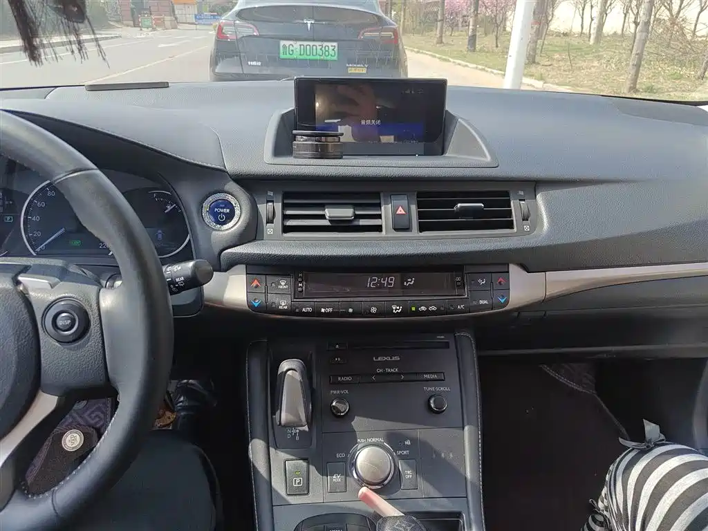 Lexus CT 2014 CT200h Comfort Edition Dual Tone фото 6