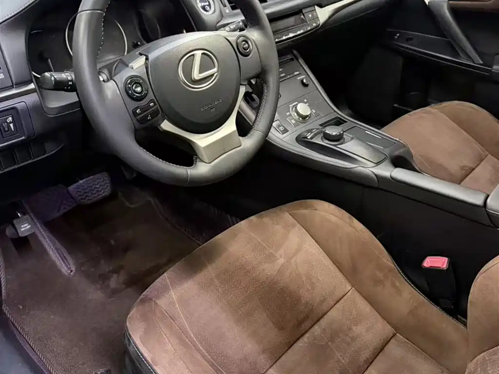 Lexus CT 2014 CT200h Comfort Edition Dual Tone фото 14