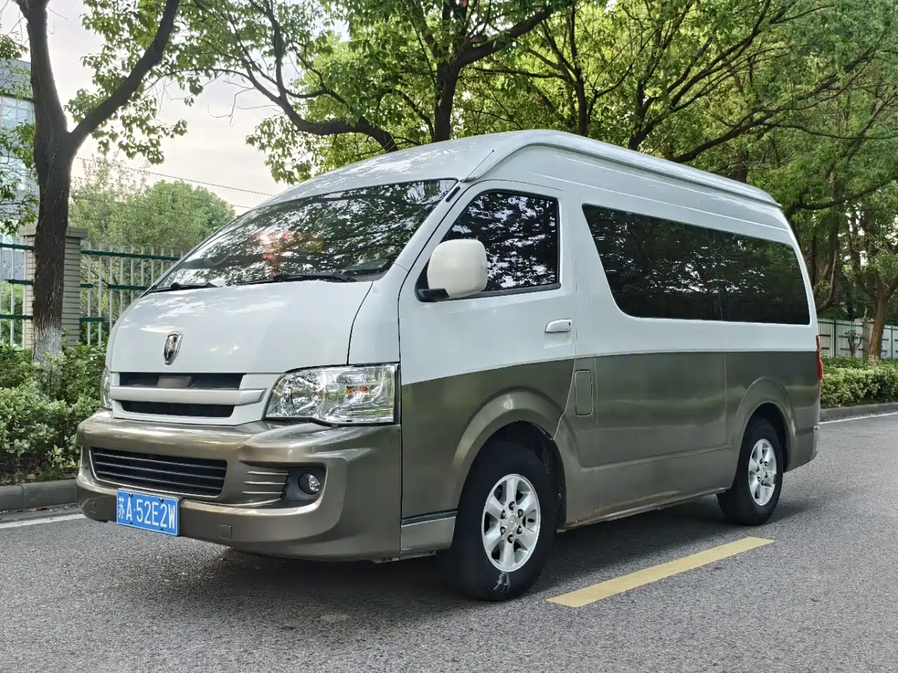 Jinbei Grand Hiace 2015 2013 2.5T Granse W National Games Commemorative Luxury