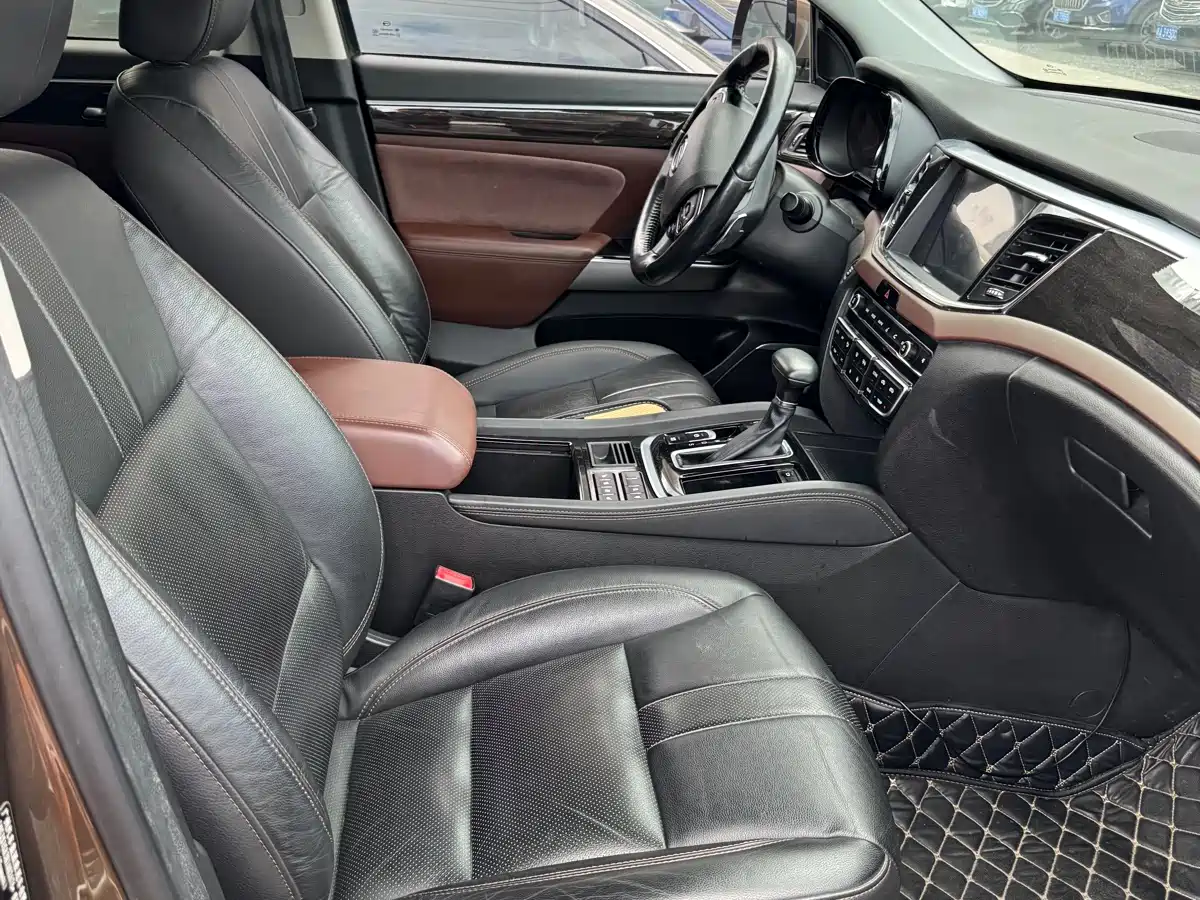 GAC Trumpchi Trumpchi GS8 2017 320T 2WD Luxury Smart Connect (7-seater) фото 15