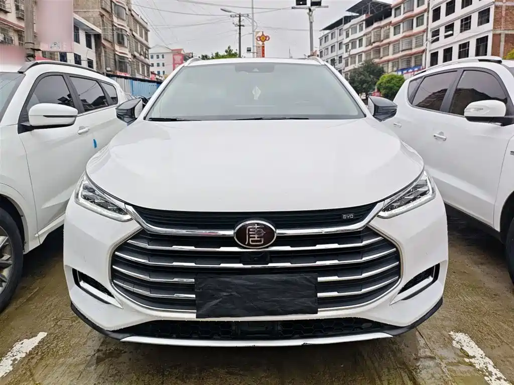 BYD Tang 2018 2.0T Automatic Smart Connection Honor Edition 7-Seater China V фото 3