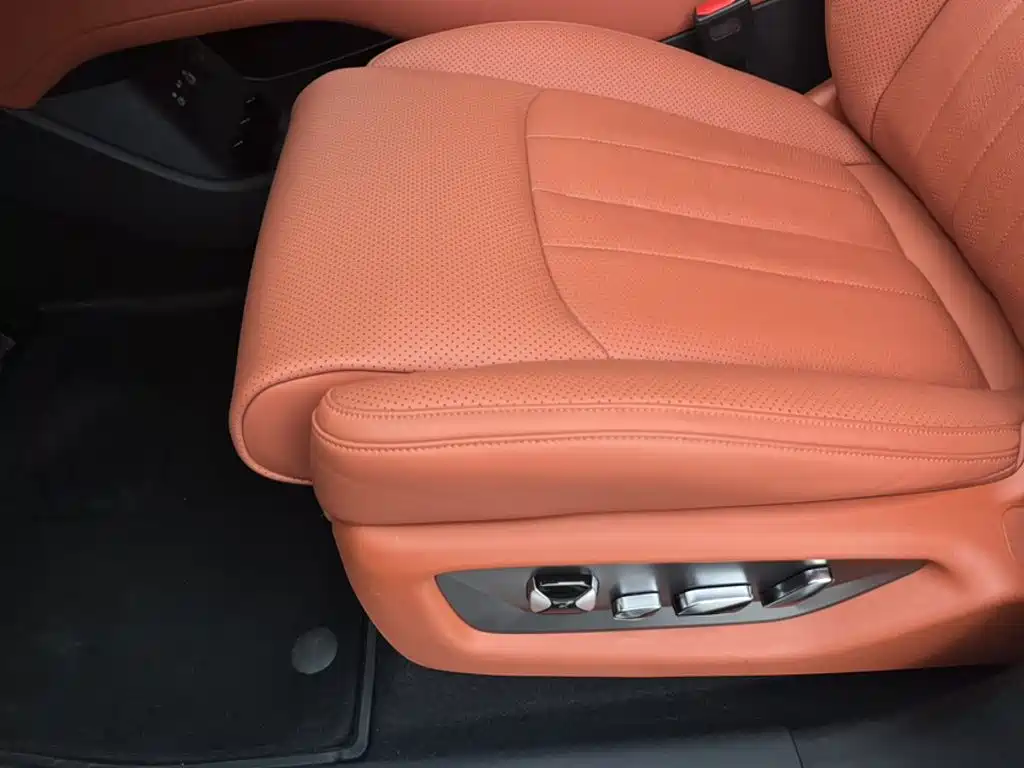 BYD Tang L 2025 2025 DM 175KM Drone Player Edition