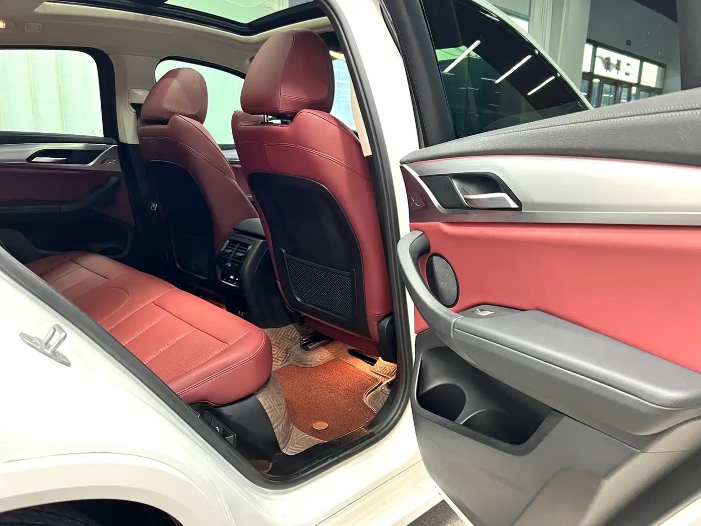 BMW X4 2022 xDrive 25i M Sport Package фото 12